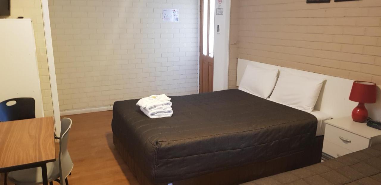 Bondi Motel Морі Екстер'єр фото