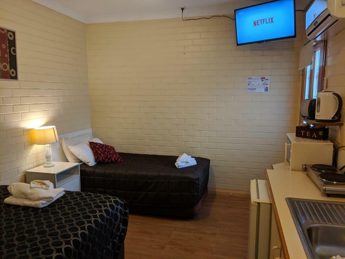 Bondi Motel Морі Екстер'єр фото